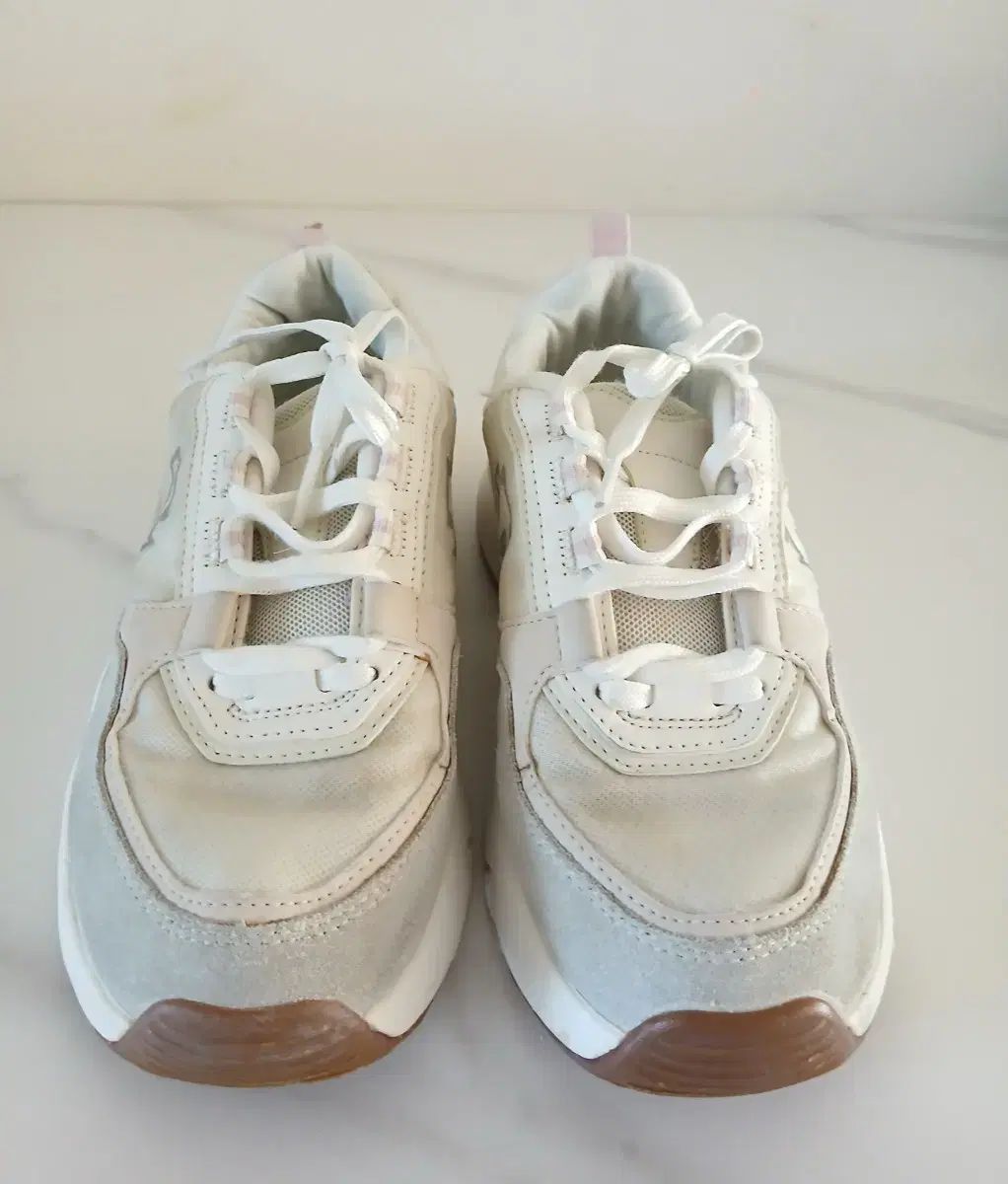 デサント キッズ 女の子 スニーカー 235