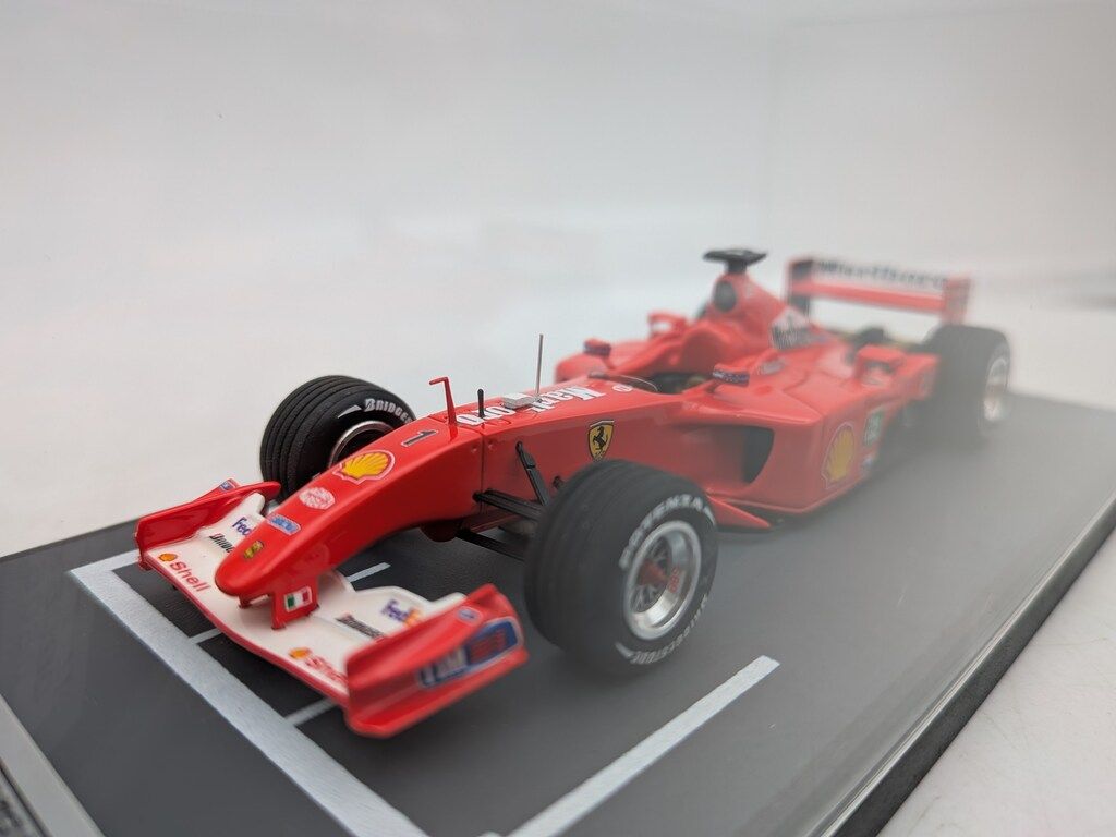 BBR MODELS 1 43レジンモデル Marlboro FERRARI F 1-2001 G.P. 2001 M. BG 227