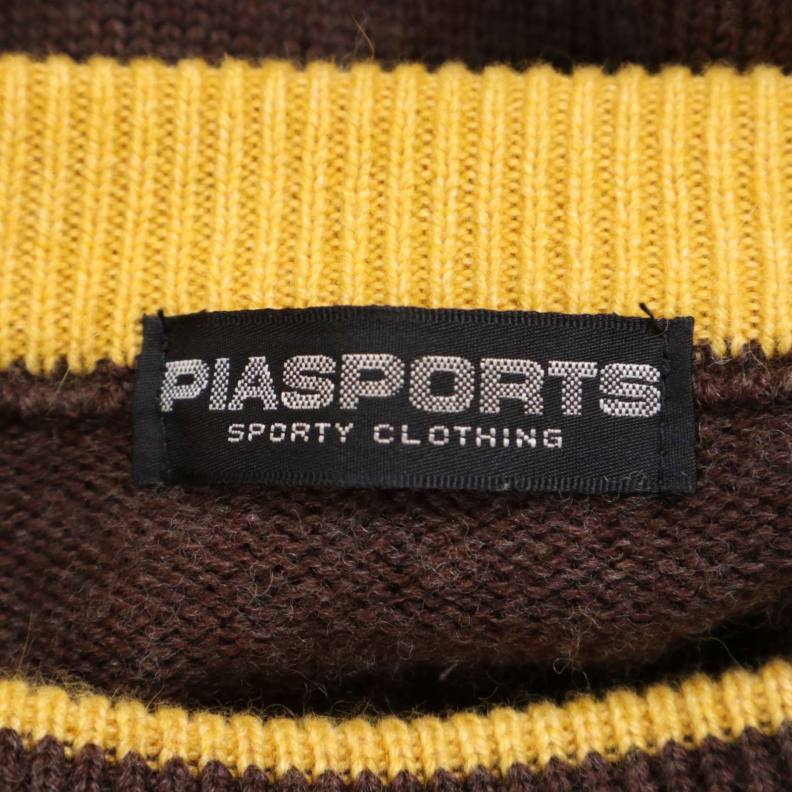 PIA SPORTS ピアスポーツ 秋冬 地図 マップ柄 刺繍☆ ウール セーター
