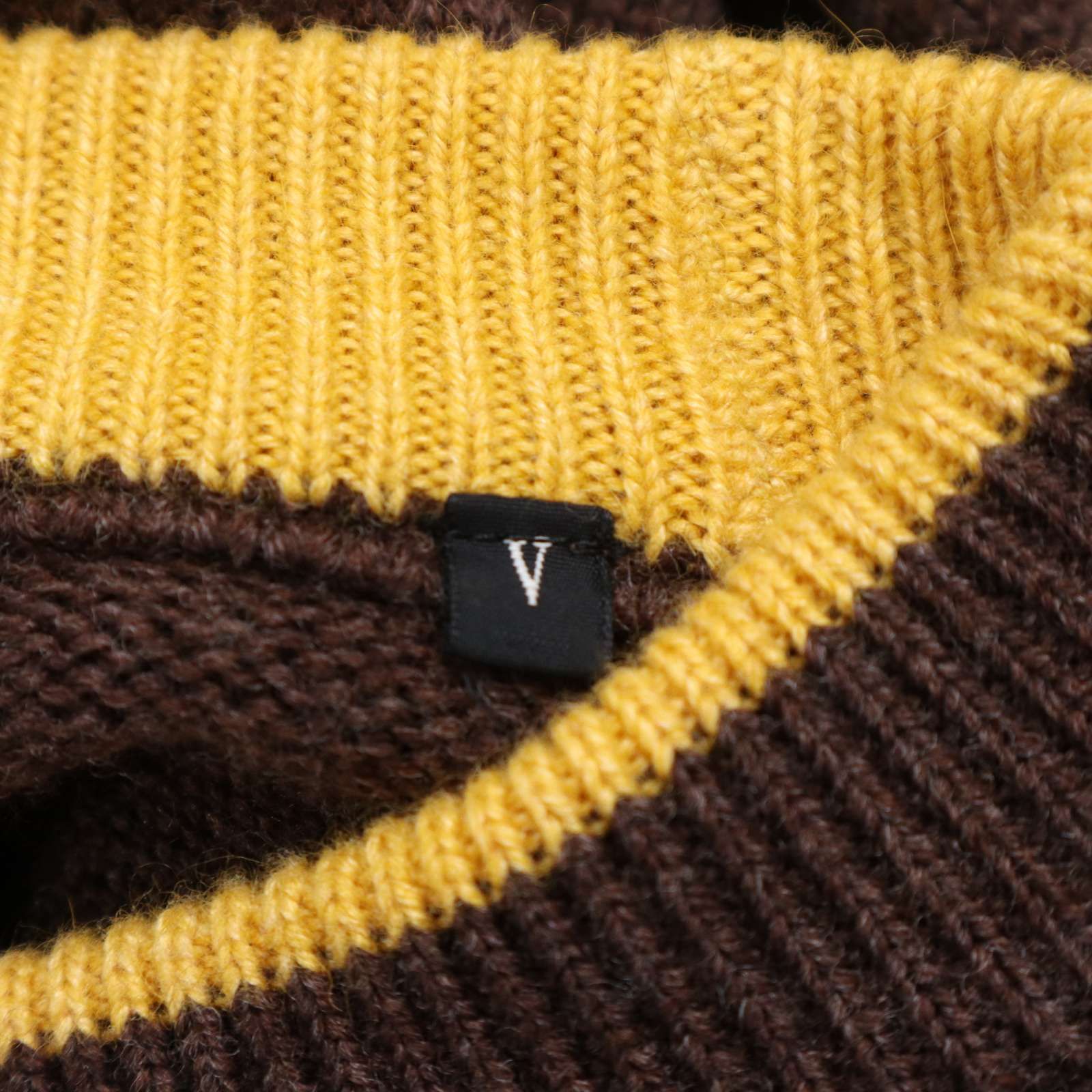 PIA SPORTS ピアスポーツ 秋冬 地図 マップ柄 刺繍☆ ウール セーター