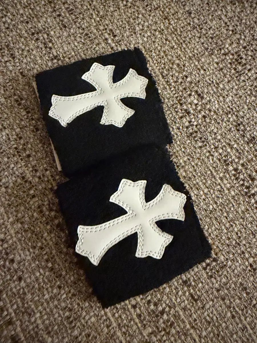 os CHROME HEARTS クロムハーツ クロス スポーツバンド ブラック 白