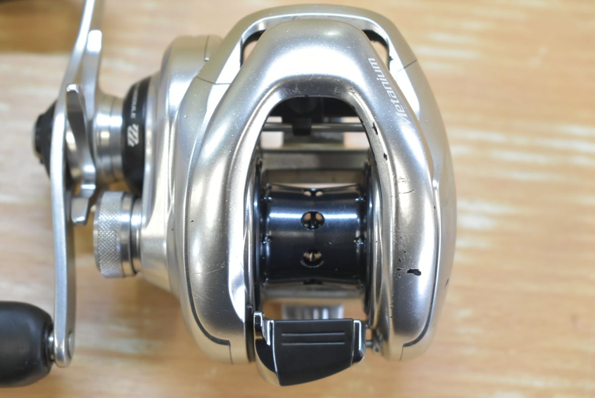 シマノ 16 メタニウム MGL XG 左 SHIMANO Metanium ベイトリール バス
