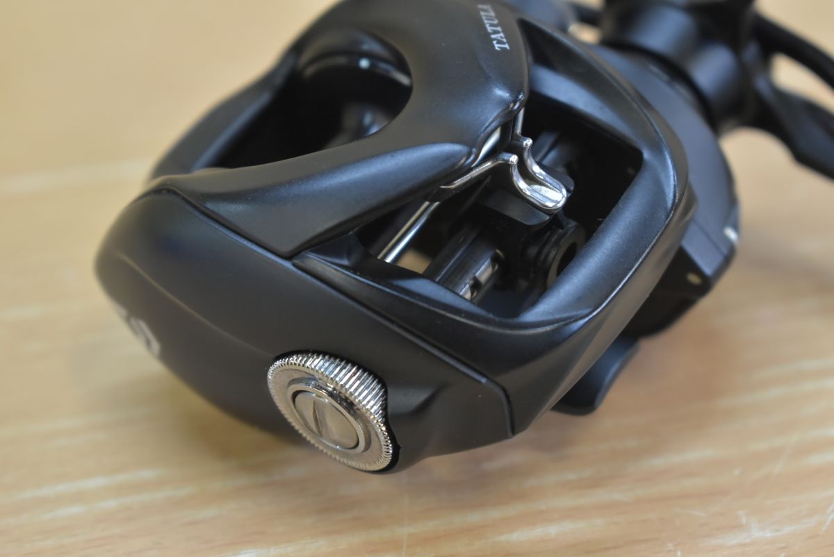 ダイワ 24 タトゥーラ TW 100 H 7.1 左 DAIWA TATULA ベイトリール