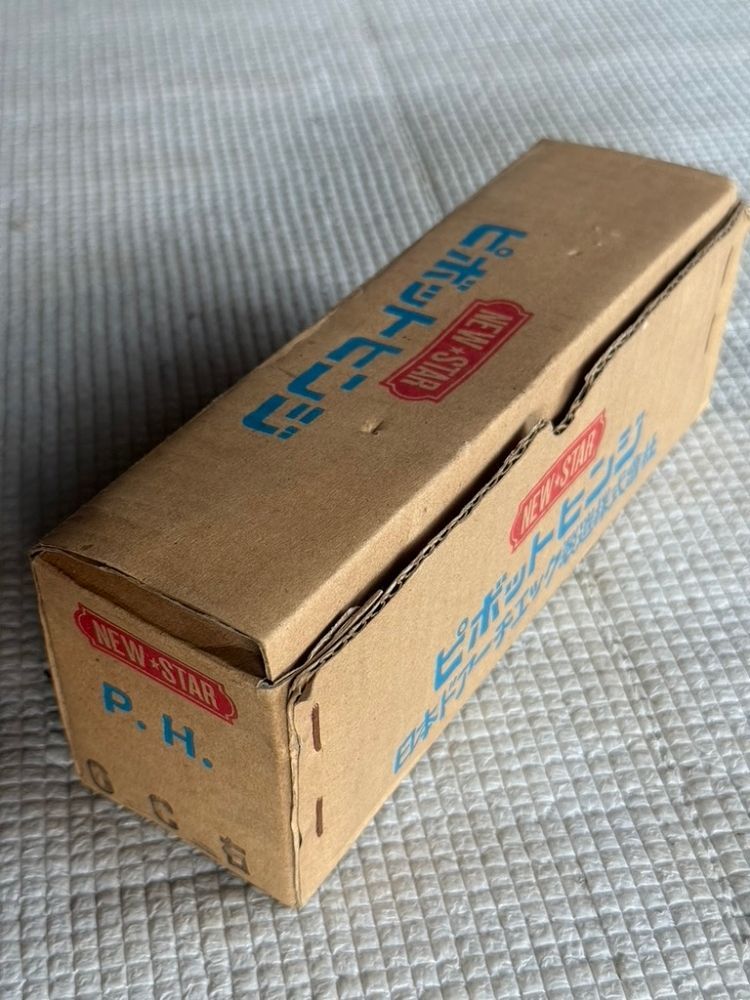 ピボットヒンジ 6