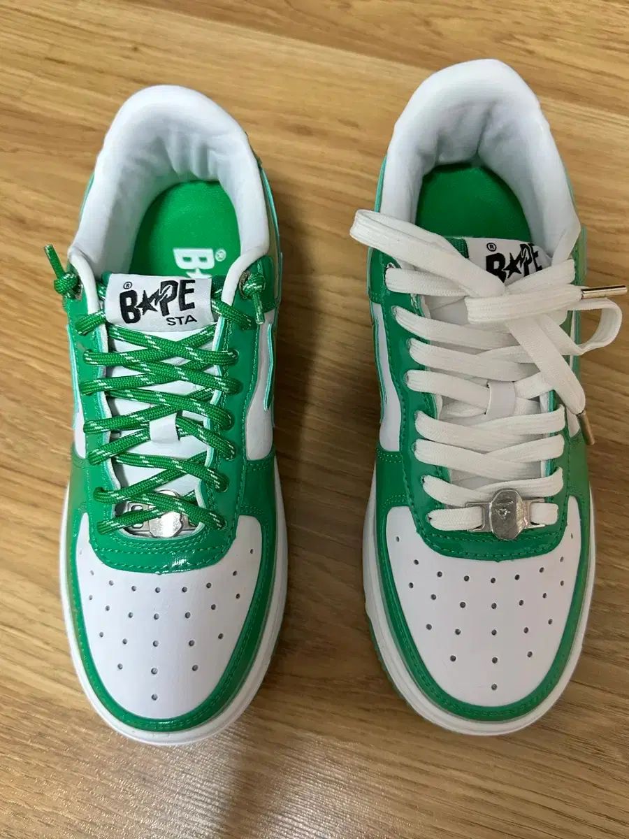 A BATHING APE アベイシングエイプ スター グリーン 240 スニーカー