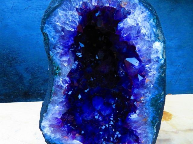 ウルグアイ産 天然水晶宝石