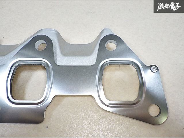 ☆新品☆未使用☆ スズキ純正 JA11 ジムニー エキゾーストマニホールド