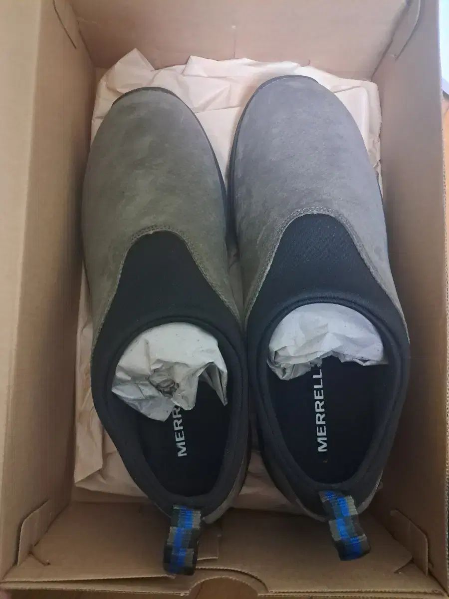 メレル ウィンターモック ガンスモーク