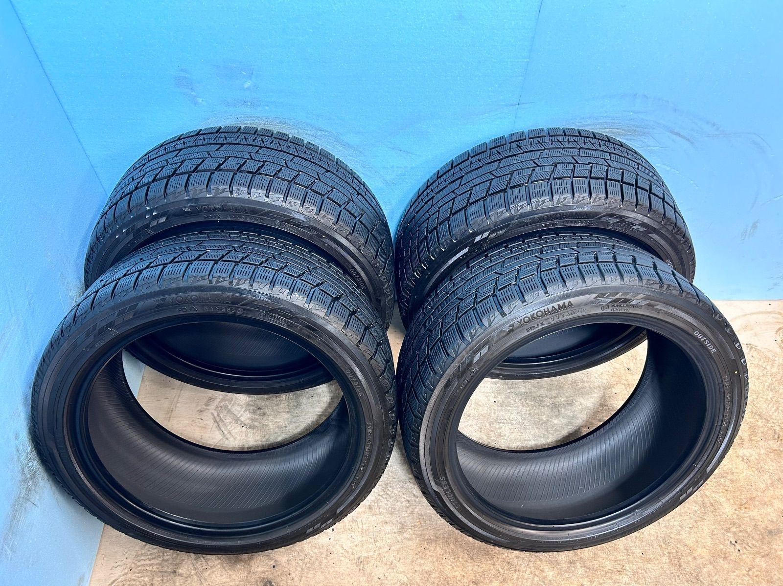 18 スタッドレスタイヤ