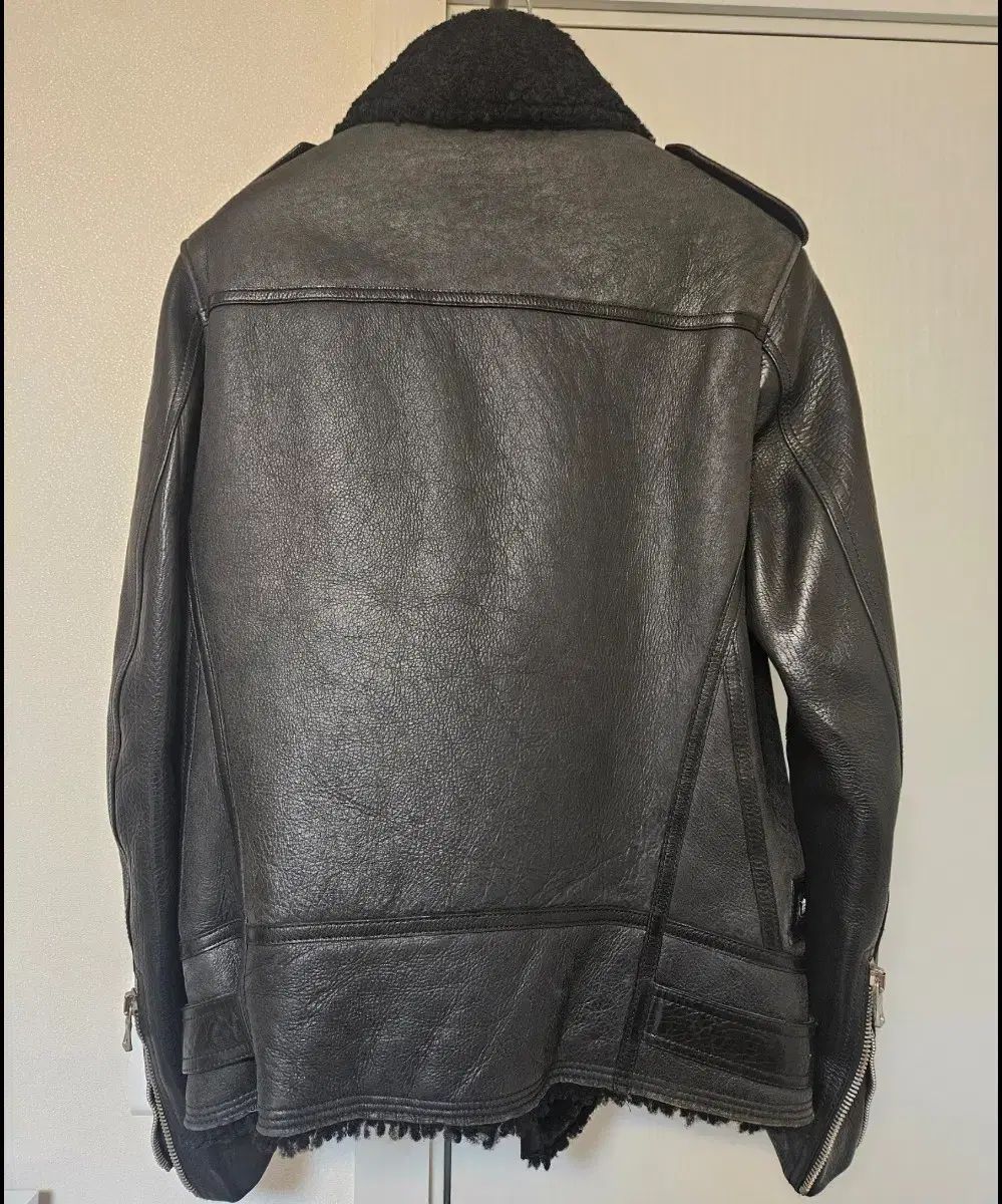 BALMAIN バルマン ライダー バイク ムートン ジャケット 出品 - メルカリ