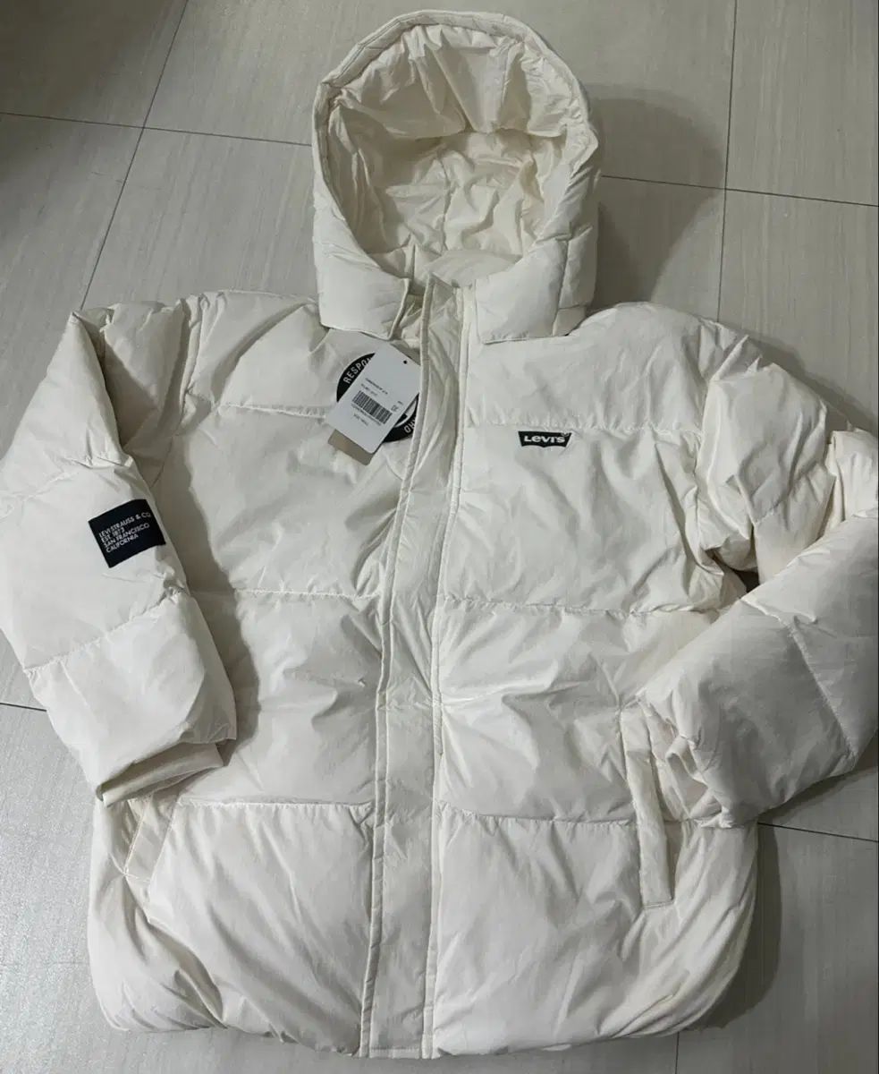 リーバイスキッズ スクールショートダウンアウター ショートダウン L 160