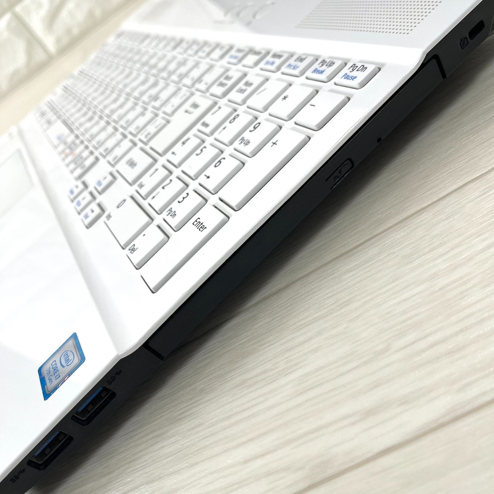 NEC LAVIE 第7世代 i7 新品SSD512GB メモリ16 ノートパソコン オフィス