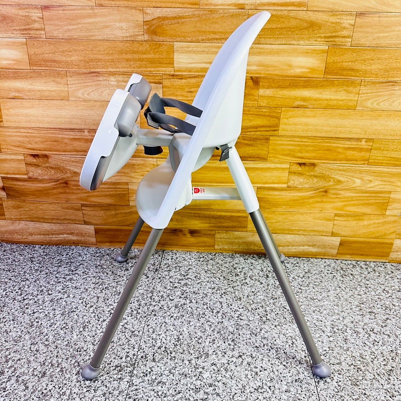 BABYBJORN ベビービョルン ハイチェア グレーホワイト ベルト テーブル