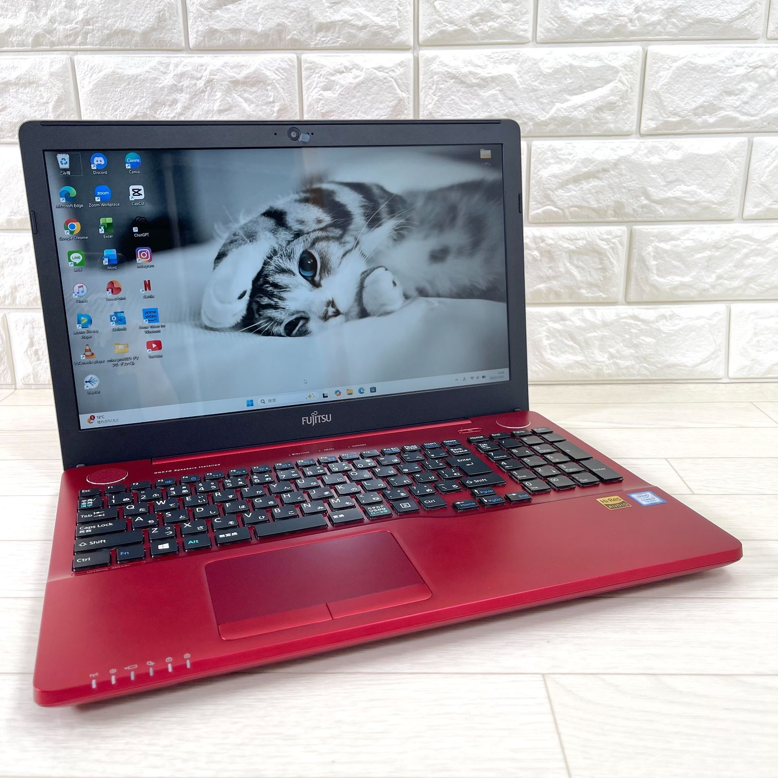 富士通 LIFEBOOK 第7世代 i7 新品SSD512GB メモリ16GB Windows11 25H2