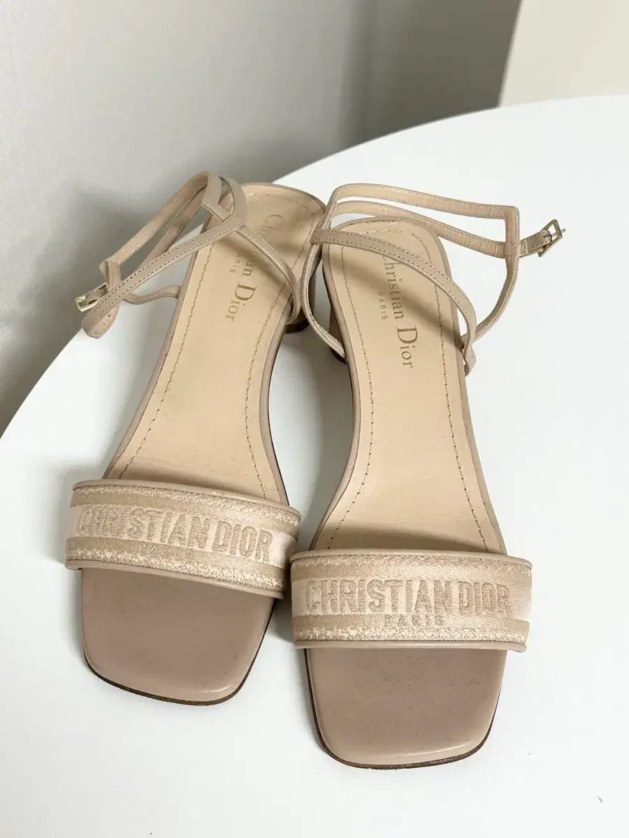 ディオール Dway サンダル パンプス 38 5