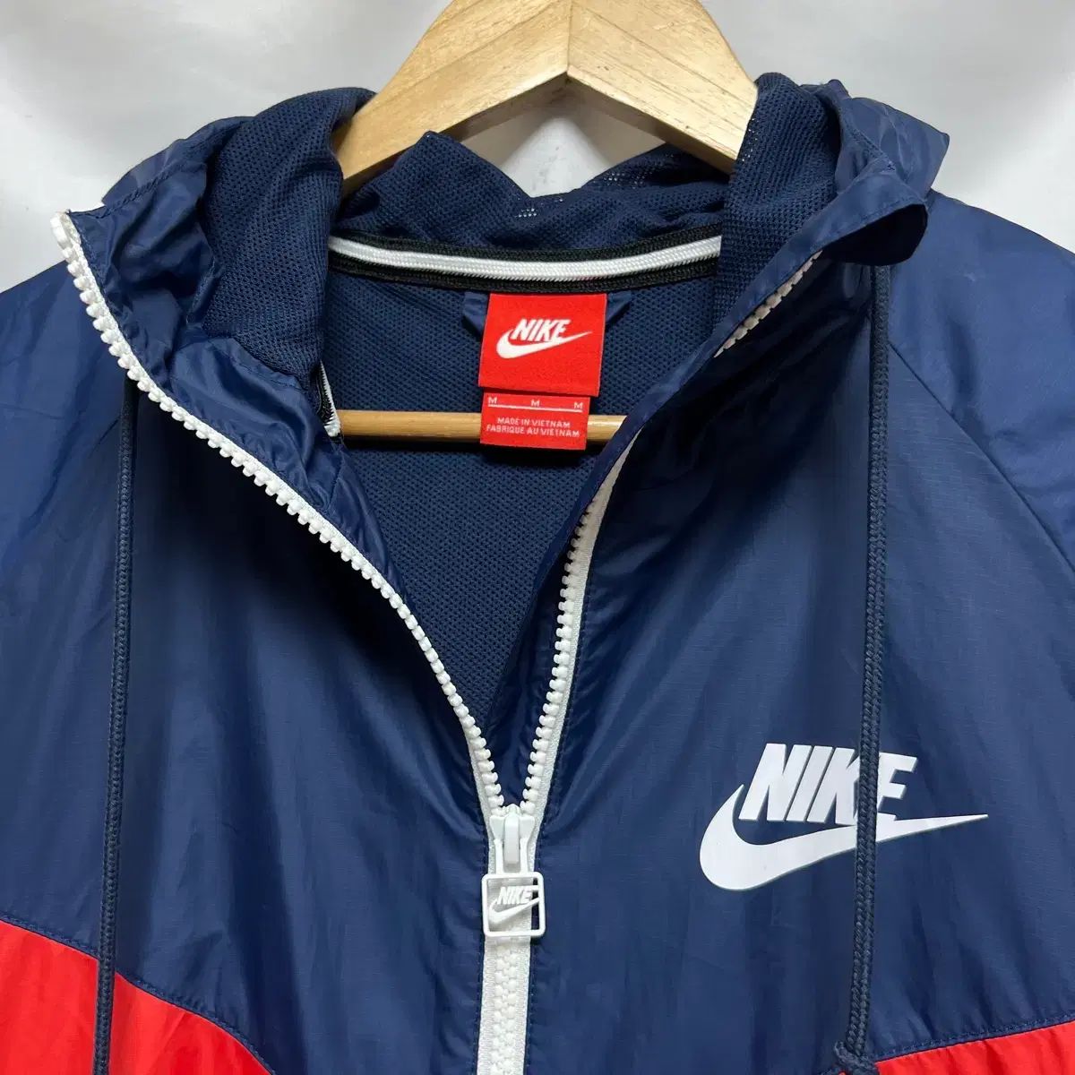 正規品/M NIKE ナイキ ウィンドランナー ウーブン レッド ネイビー