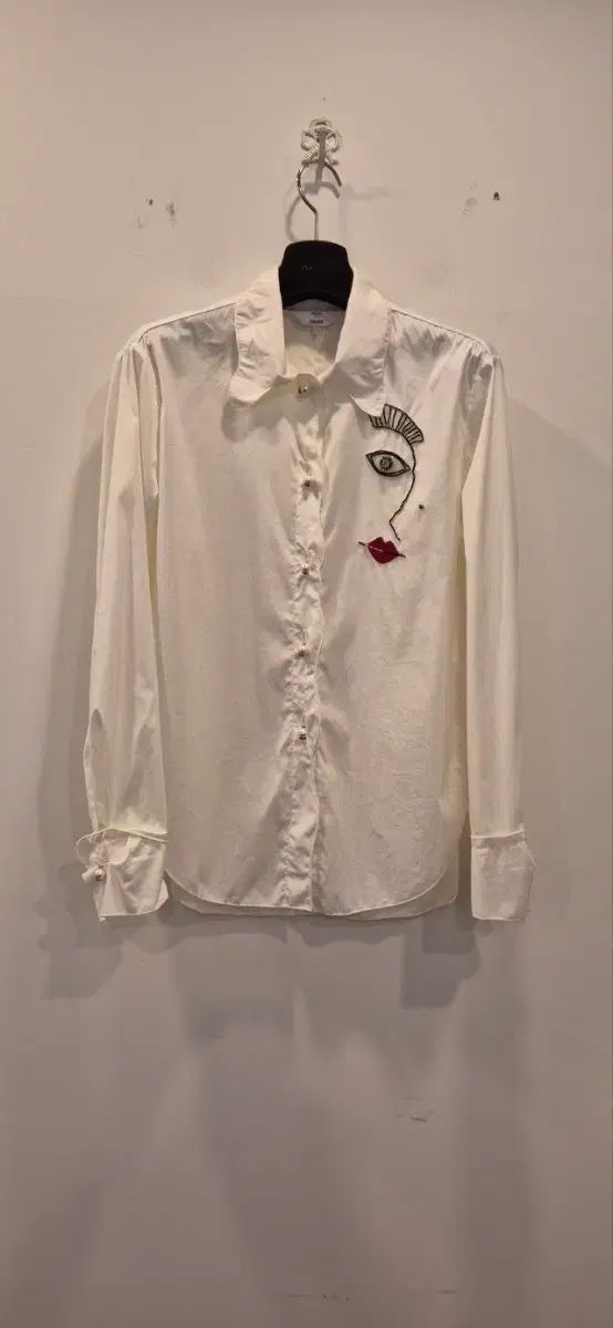 オブジェ Free! ビーズディテール ストレッチシャツ