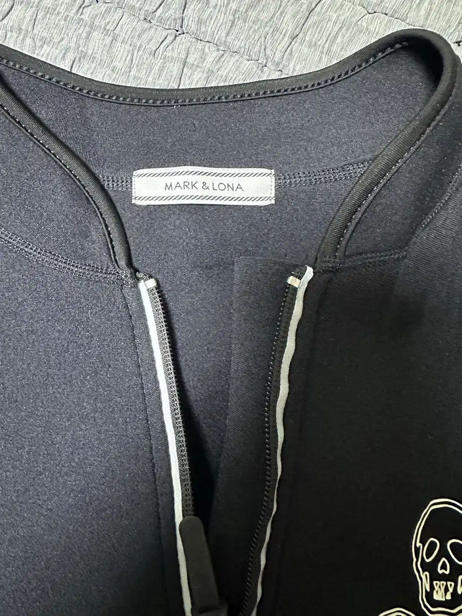 ラッシュガード