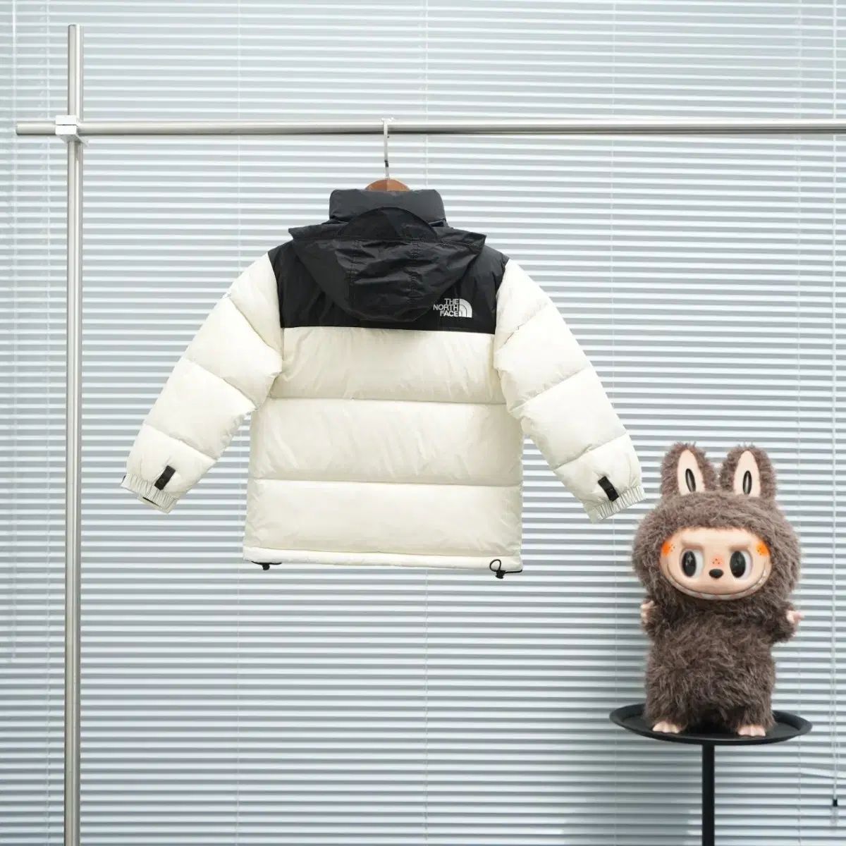  THE NORTH FACE ザノースフェイス キッズ ヌプシ ダウン アイボリー ブラック その他 ジャケット ブルゾン