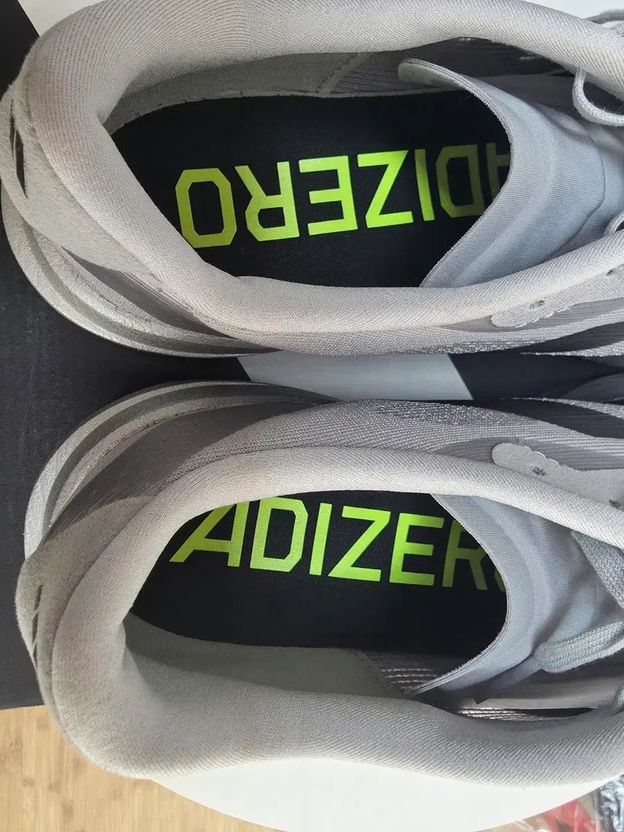  アディダス アディゼロ evo SL シルバー 285 級 登山靴 トレッキングシューズ アウトドアシューズ