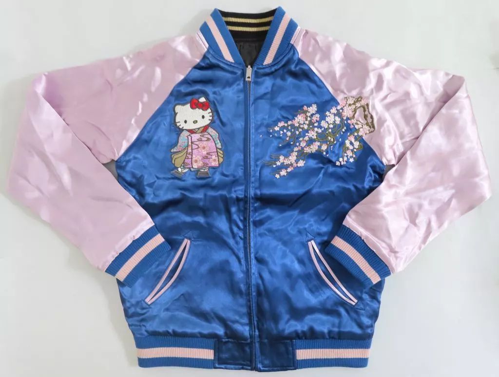 アウターウェア 波と舞妓ハローキティ 刺繍スカジャン ピンク×ブルー Sサイズ サンリオキャラクターズ×Switch Planning