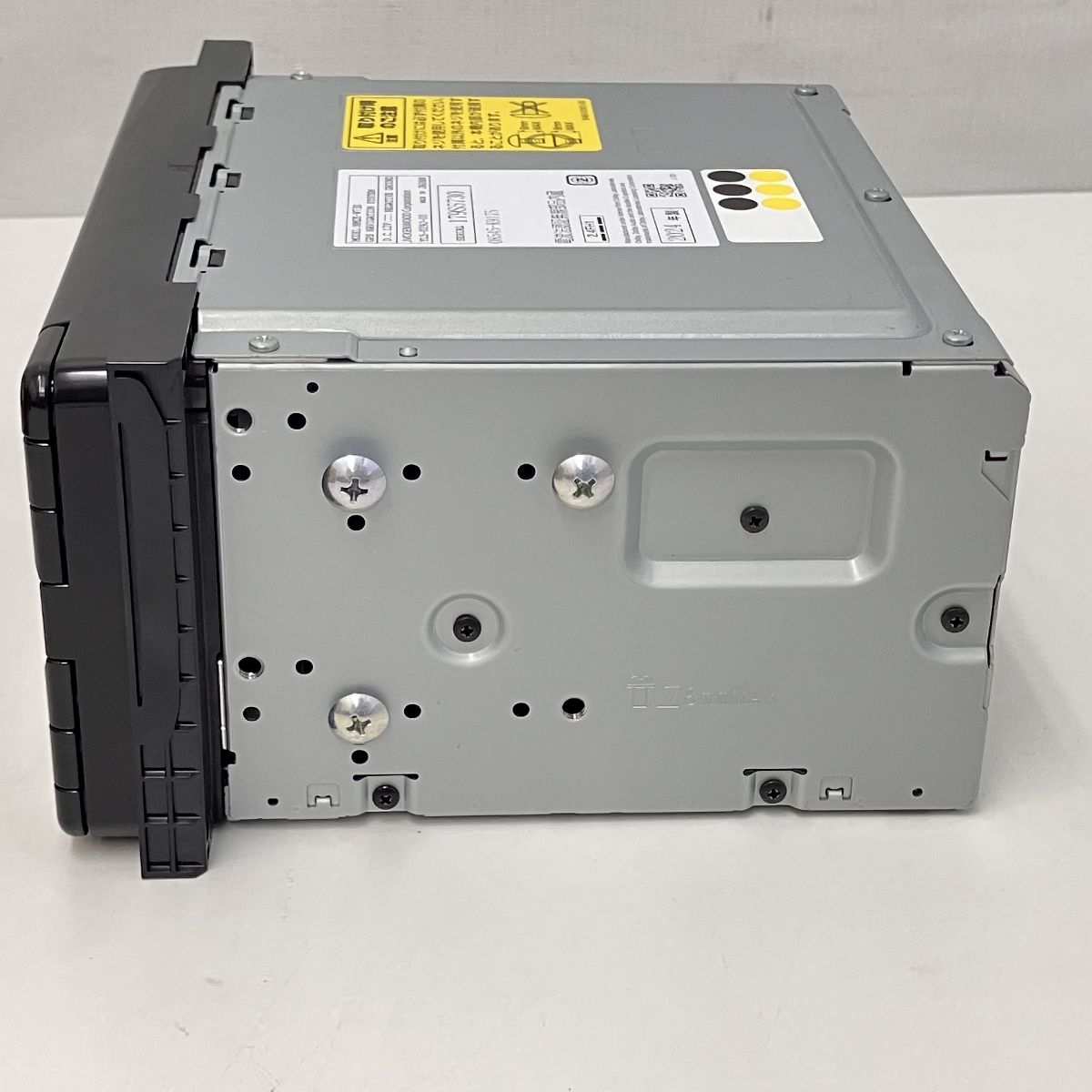 DAIHATSU ダイハツ NMZK-W73D メモリーナビ カーナビ カー用品 中古