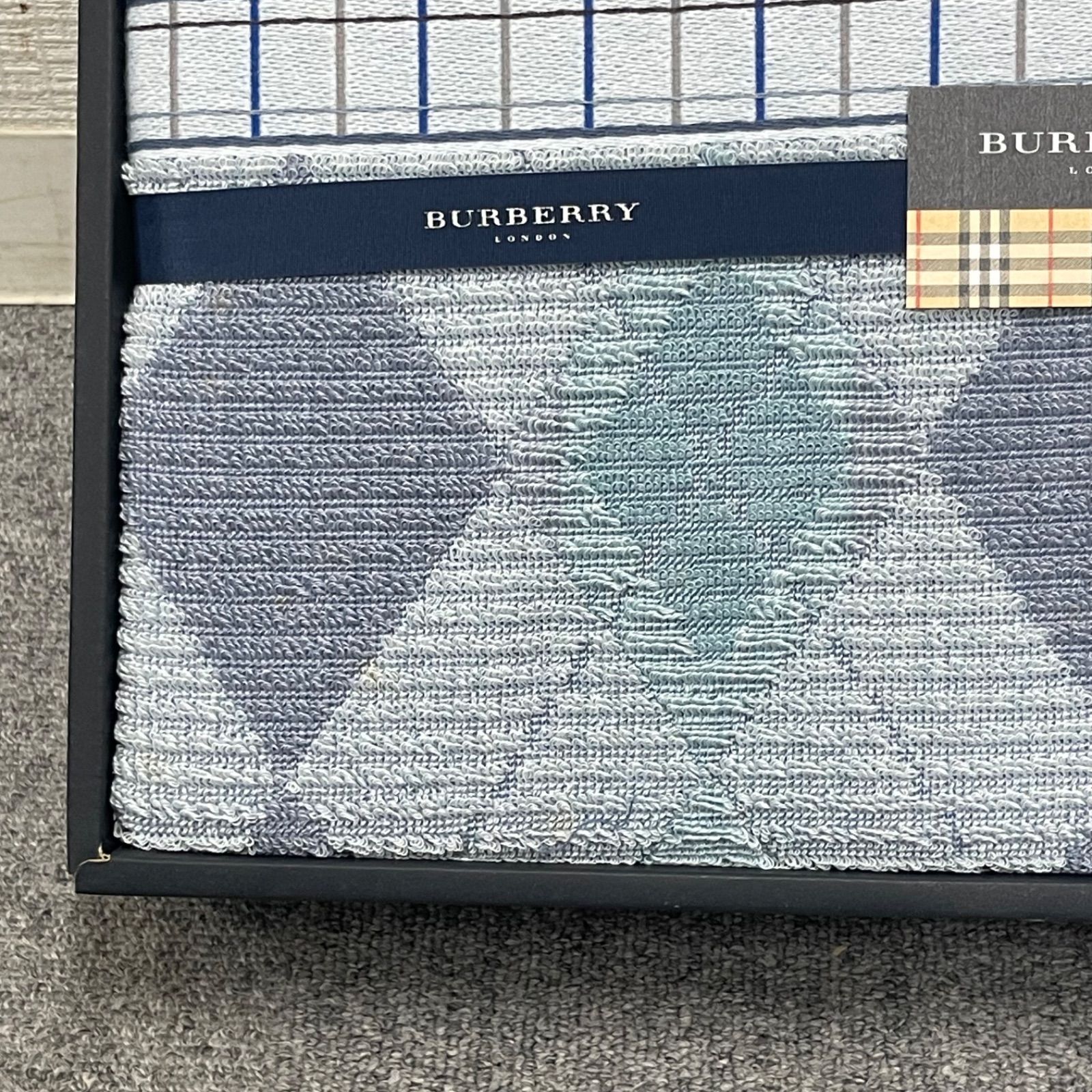 NPA】Burberry バーバリー タオルケット 140×190 - メルカリ