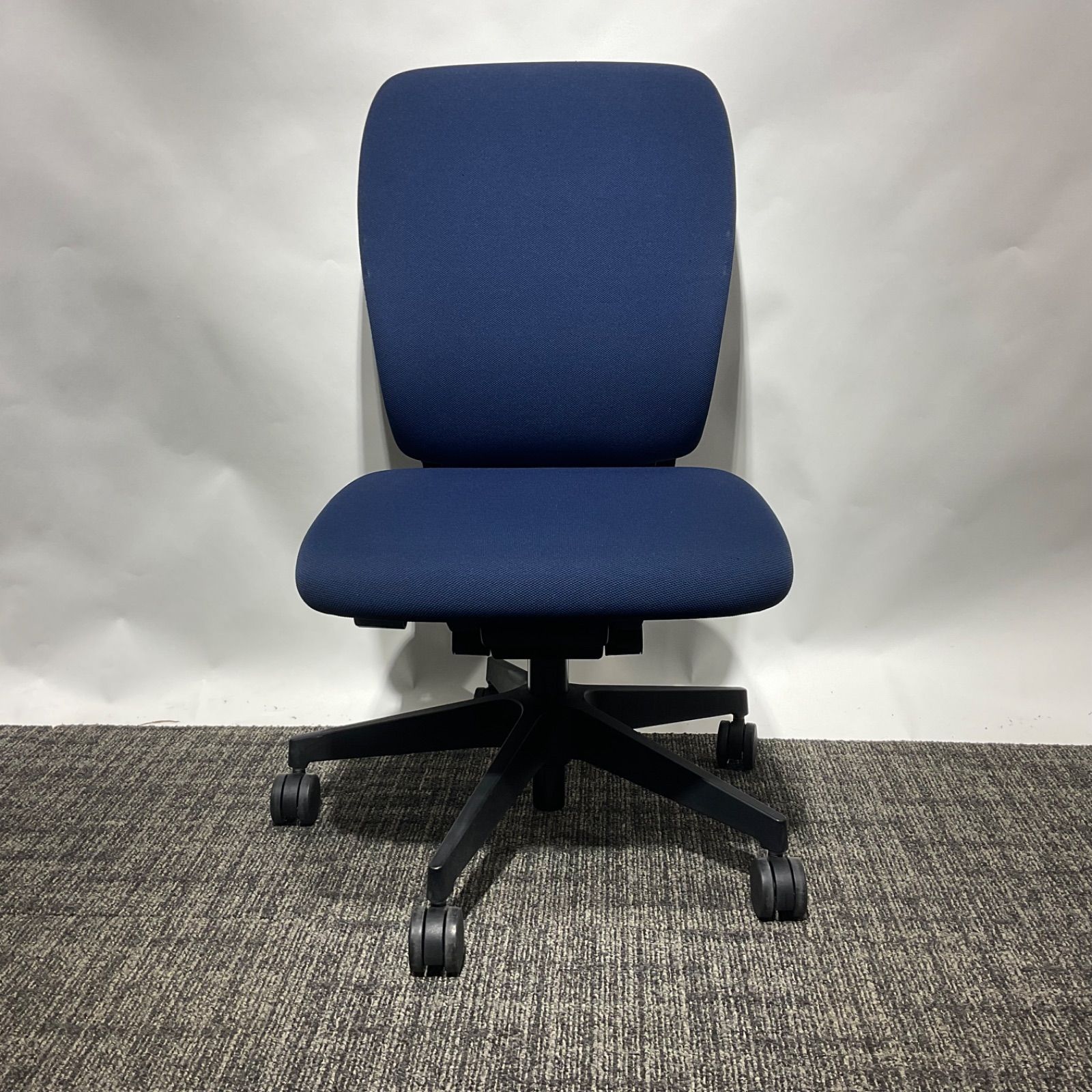  ITOKI イトーキ Fulgo フルゴ 清掃済み!! 使用感あり 製造 ベンチチェア オフィスチェア ワークチェア 椅子 チェア