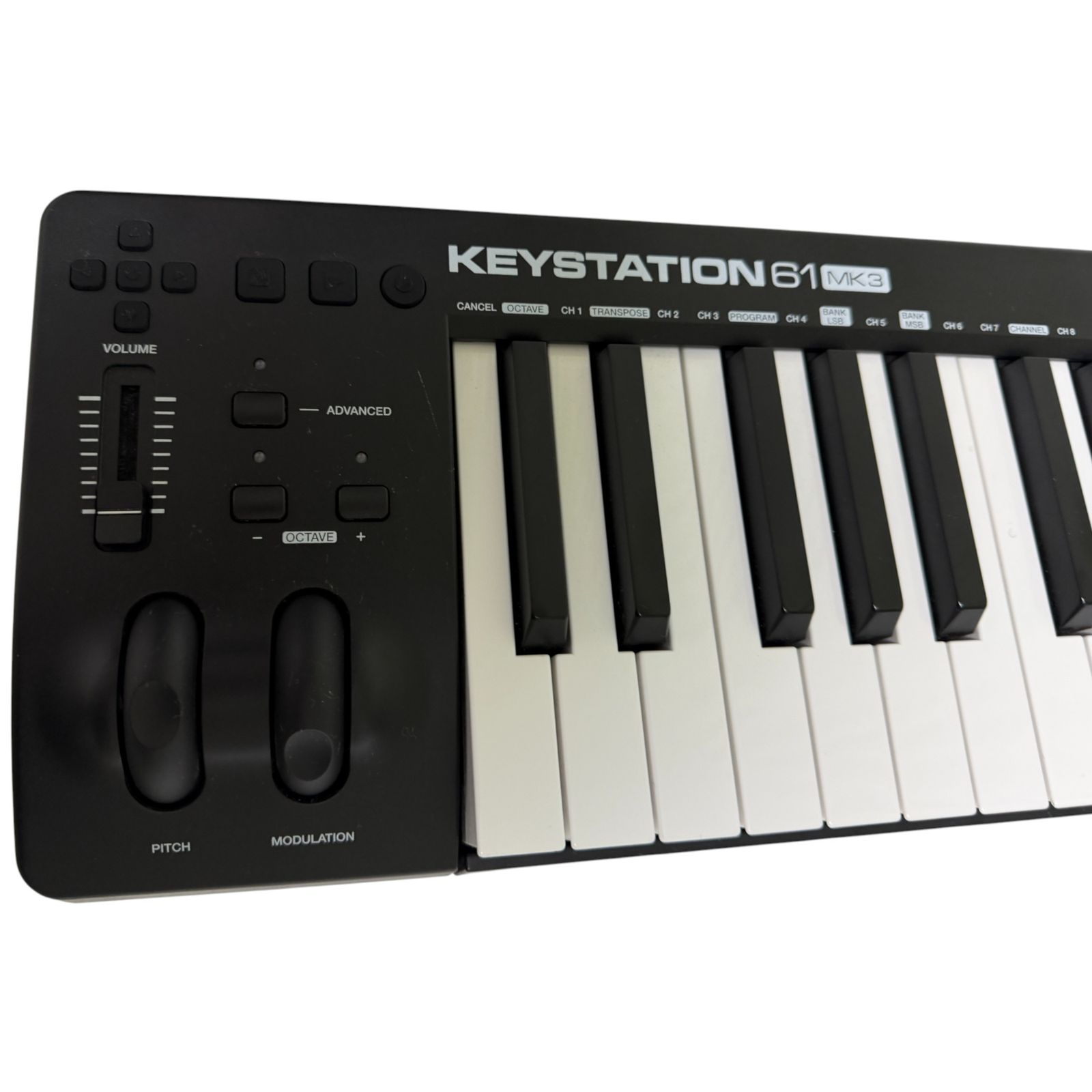 ◯ エムオーディオ M AUDIO キーボード Keystation 61 III 61鍵 ピアノ音源ソフト付属 2600 3017
