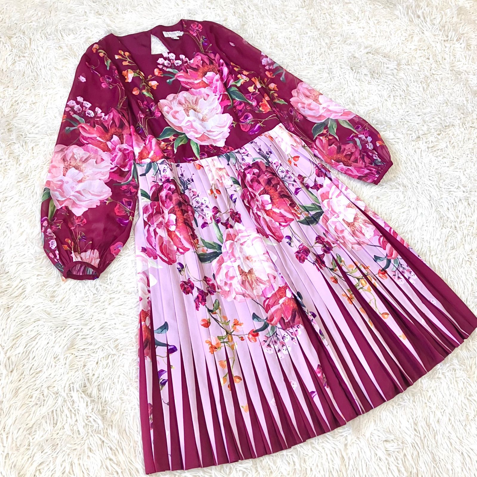 TED BAKER フラワープリントのプリーツドレス フレアワンピース 長袖