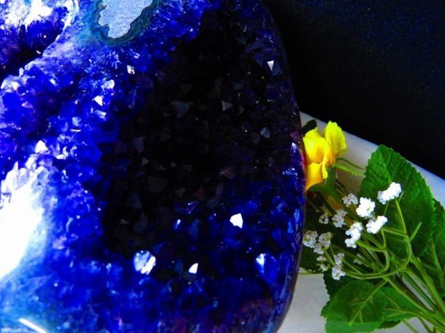 超濃い☆超迫力ウルグアイ産☆ 天然水晶☆アメジストクラスター 超巨大