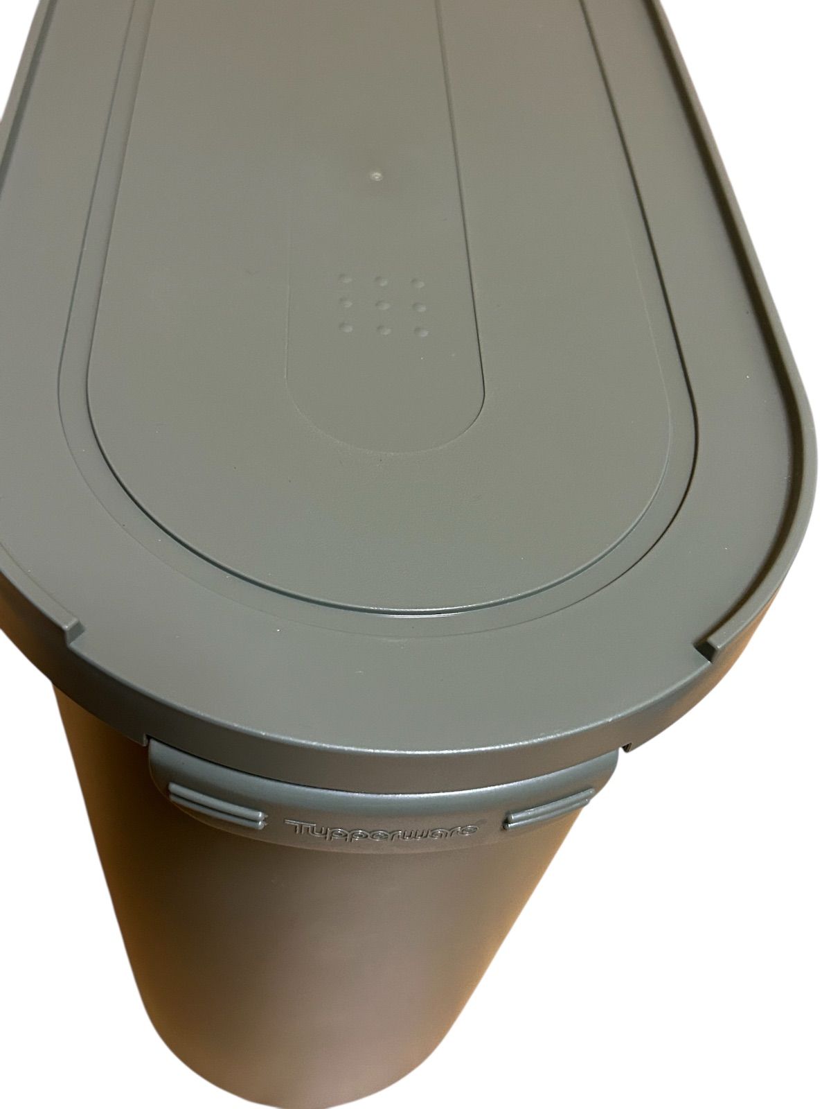 タッパーウェア Tupperware キッチンキーパー 保存容器 米びつ - メルカリ