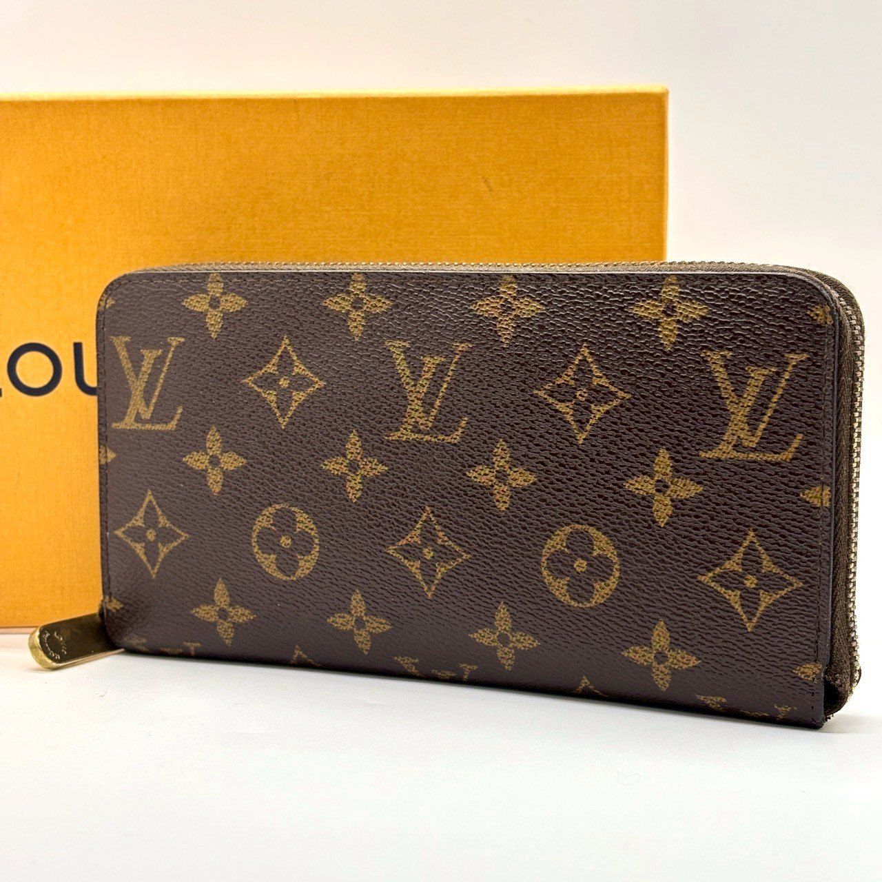 洗練を日常に添えて】 LOUIS VUITTON ルイヴィトン 長財布 モノグラム