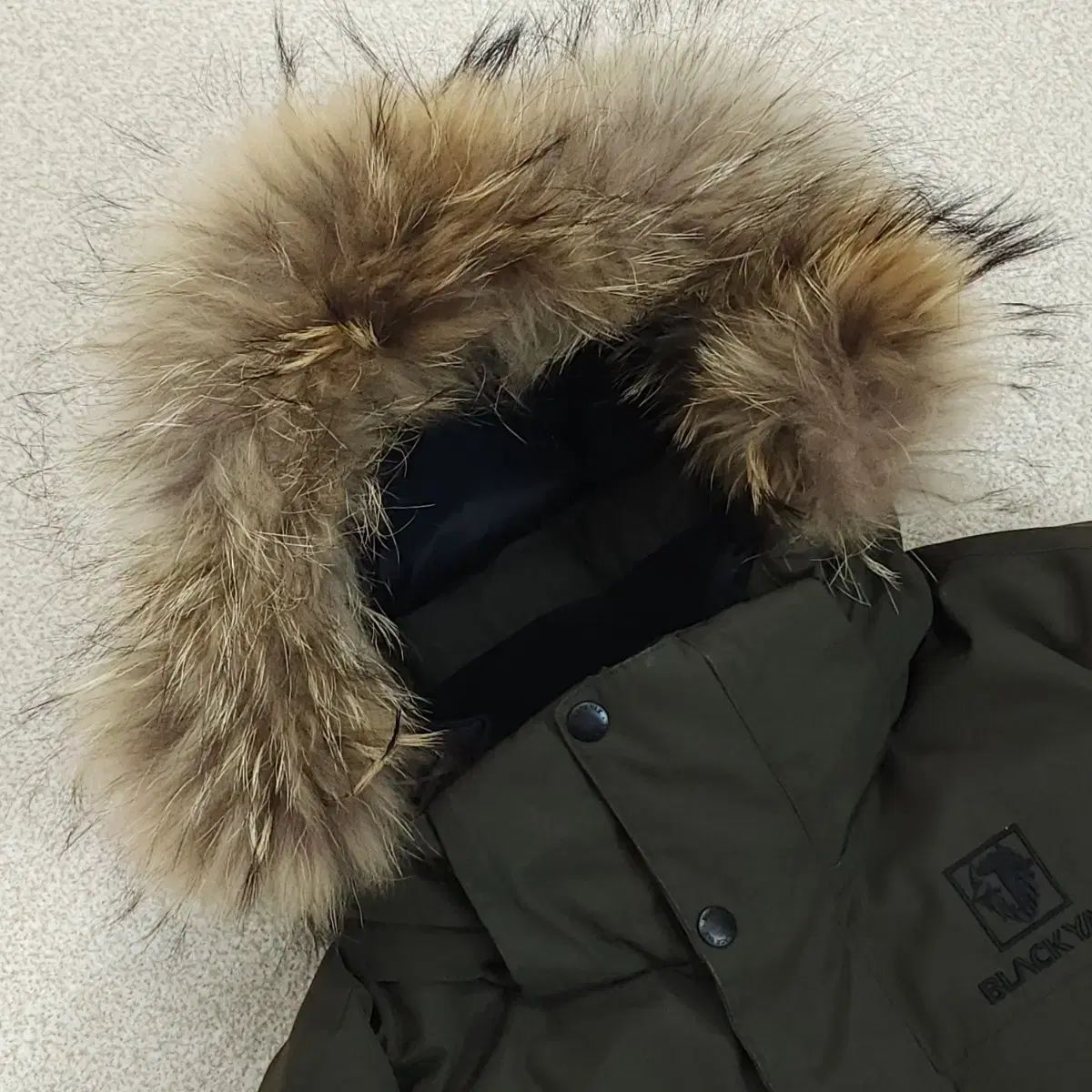 100 BLACK YAK フーデッド ダウンアウター パーカ ダウンジャケット