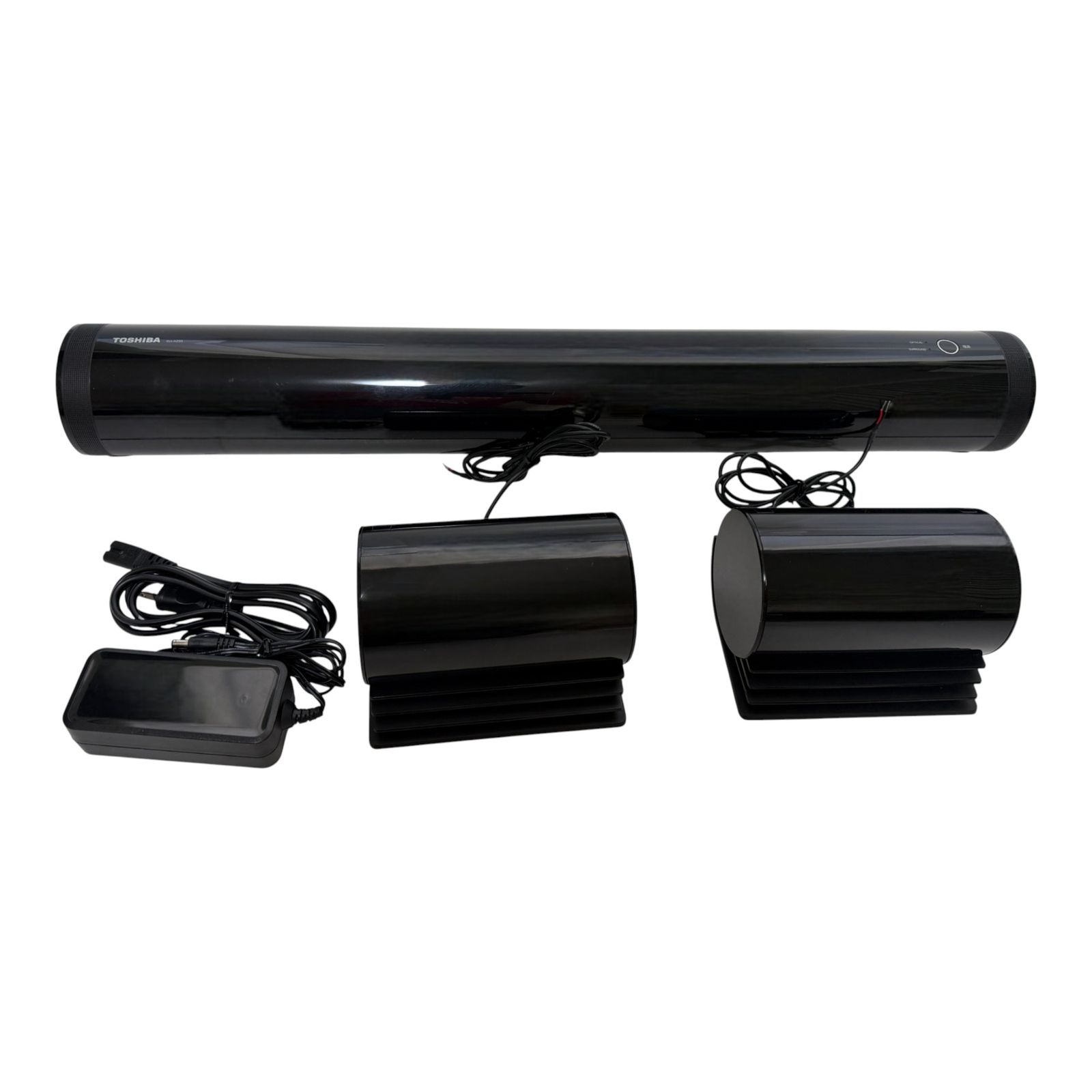 ◯ 東芝TOSHIBAホームシアタースピーカーRSS サウンドシステム高音質を引き立てる迫真のサウンド 1700 3016