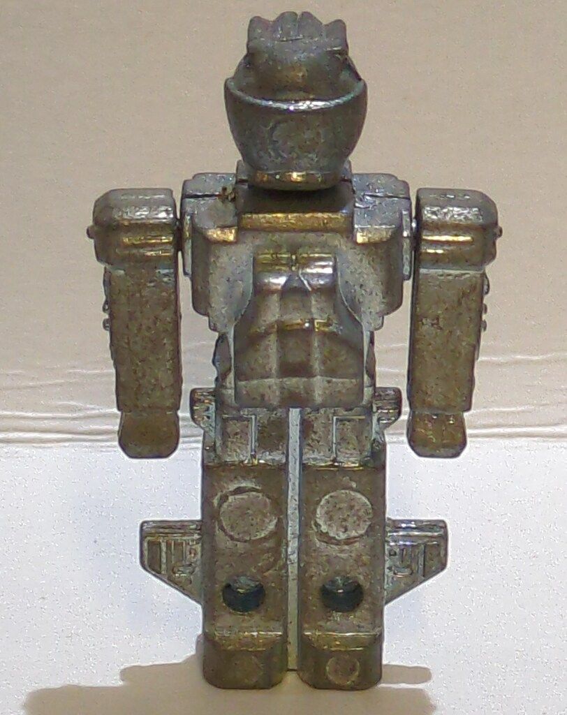 バンダイ ヒーロー合金カプセル レオパルドン