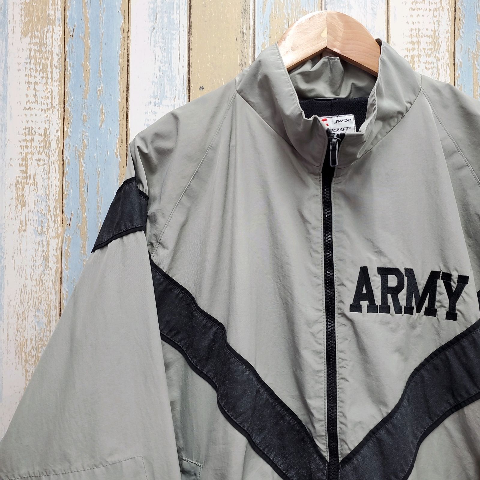 HB57☆army☆トレーニングジャケット☆米軍☆ミリタリー☆刺繍☆2XL相当