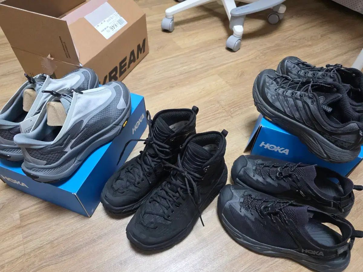 HOKA ONE ホカオネオネ トー ウルトラ ハイ 2 270 ブラック
