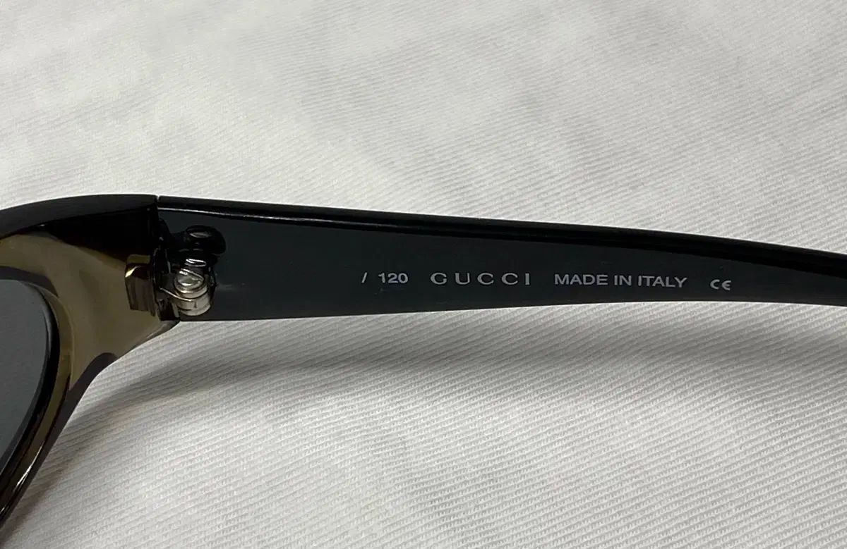 90s グッチ ヴィンテージ サングラス オーヴァル 購入 Gロゴ 廃盤