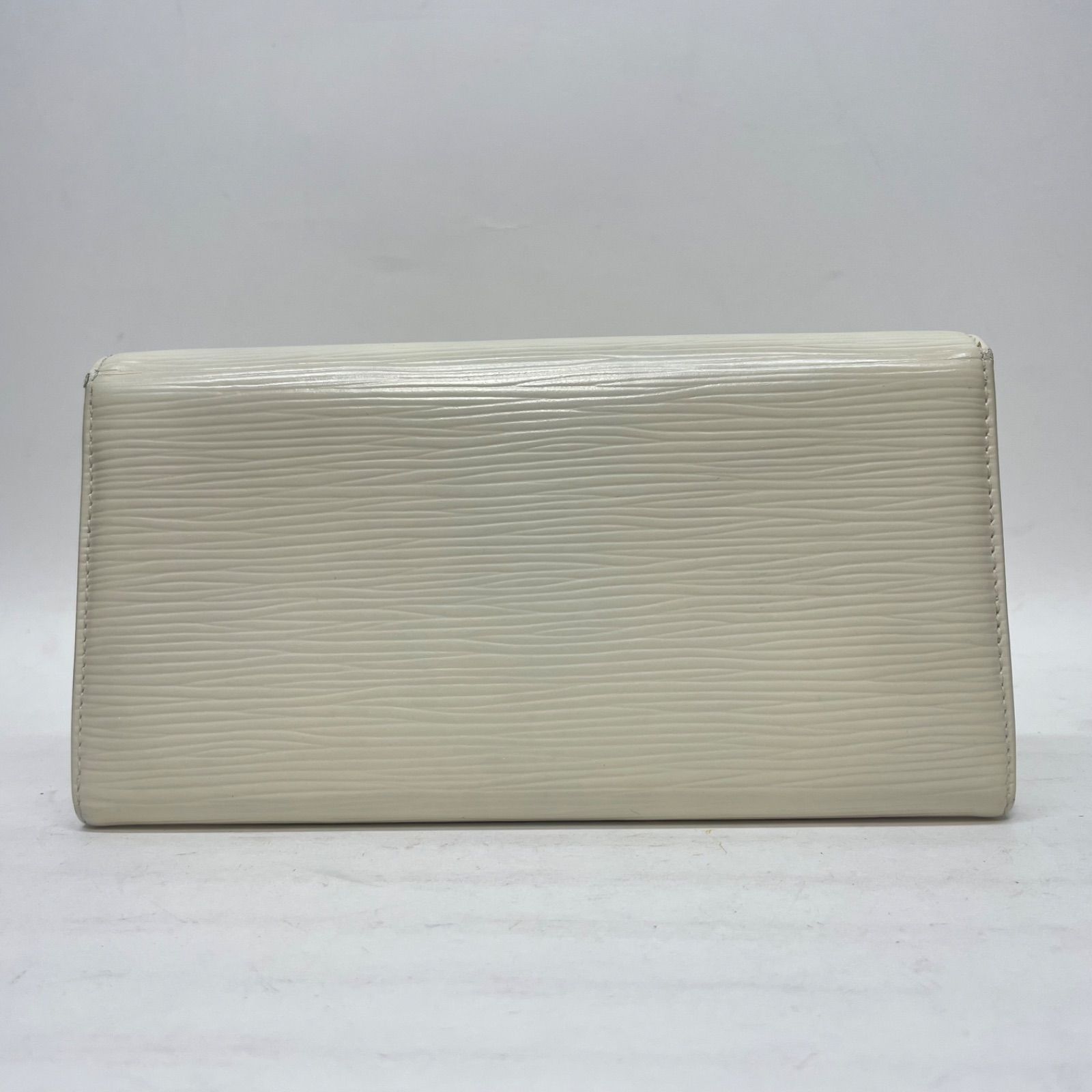 2156 LOUIS VUITTON ルイヴィトン エピ ホワイト 長財布 