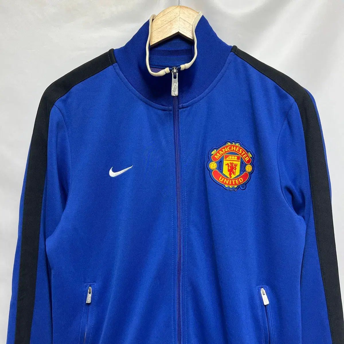 正規品/L NIKE マンチェスター・ユナイテッドFC 11-12 トレーナー