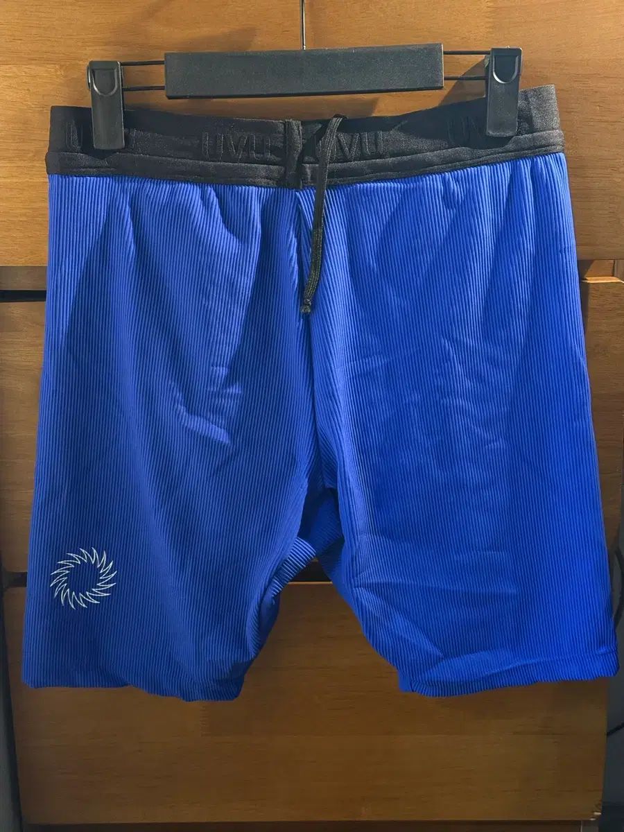 M UVU ハーフタイツ 1 0 ブルー