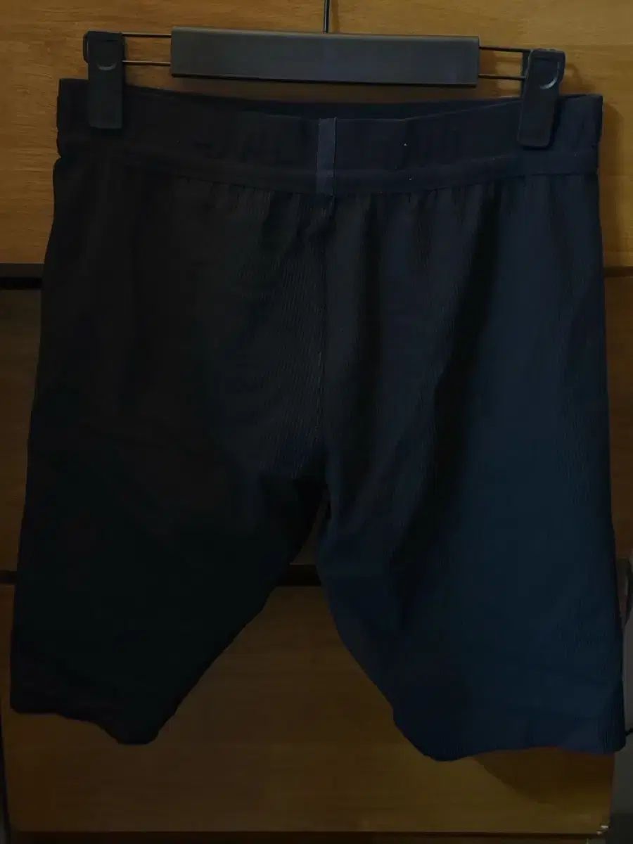 M UVU ハーフタイツ 2 0 ブラック