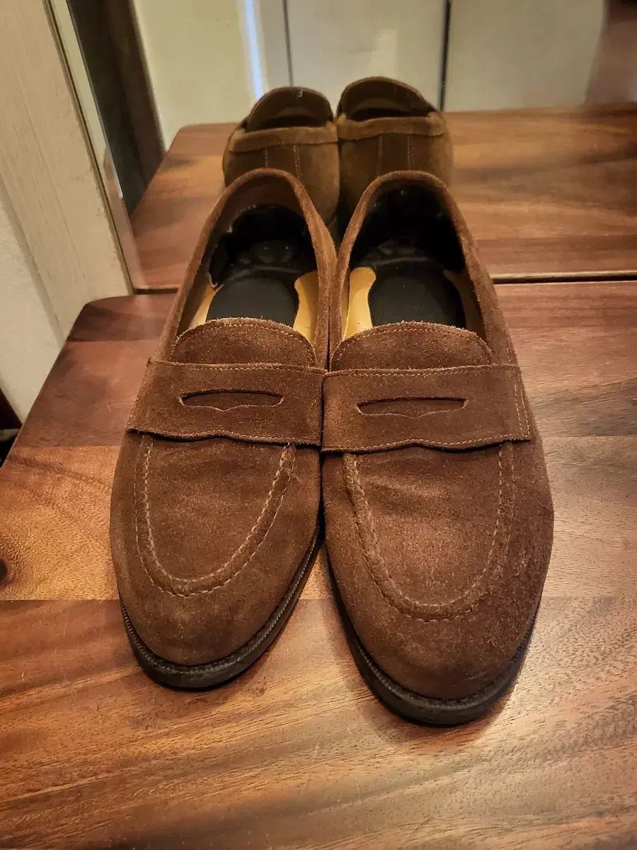 JOSEPHT スウェード ローファー 265 SNUFF