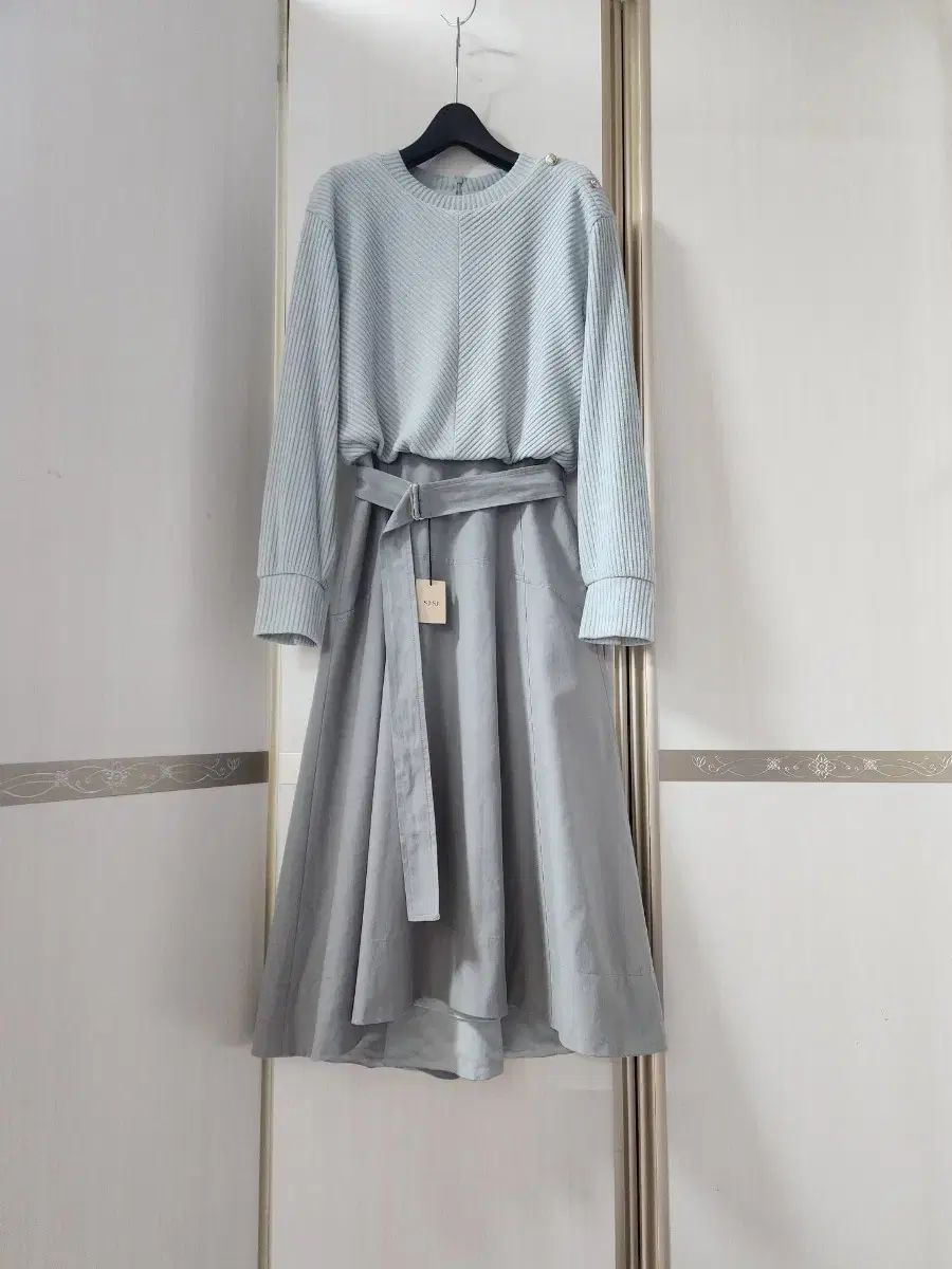 ハンサム SJSJ エスジェイエスジェイ テクスチャ ブロック ベルト付き ドレス ワンピース