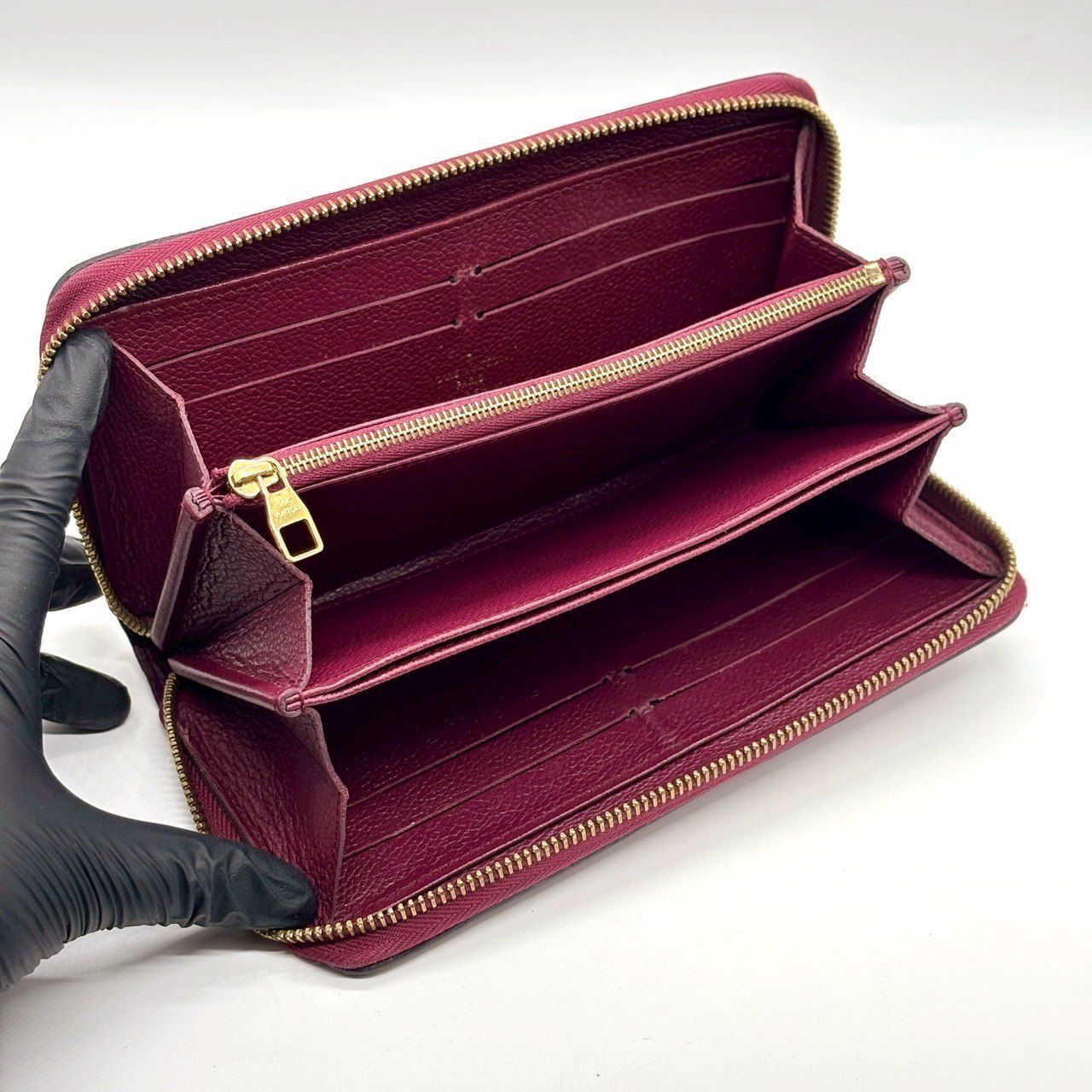 深紅が纏う知的エレガンス】 LOUIS VUITTON ルイヴィトン 長財布 アン