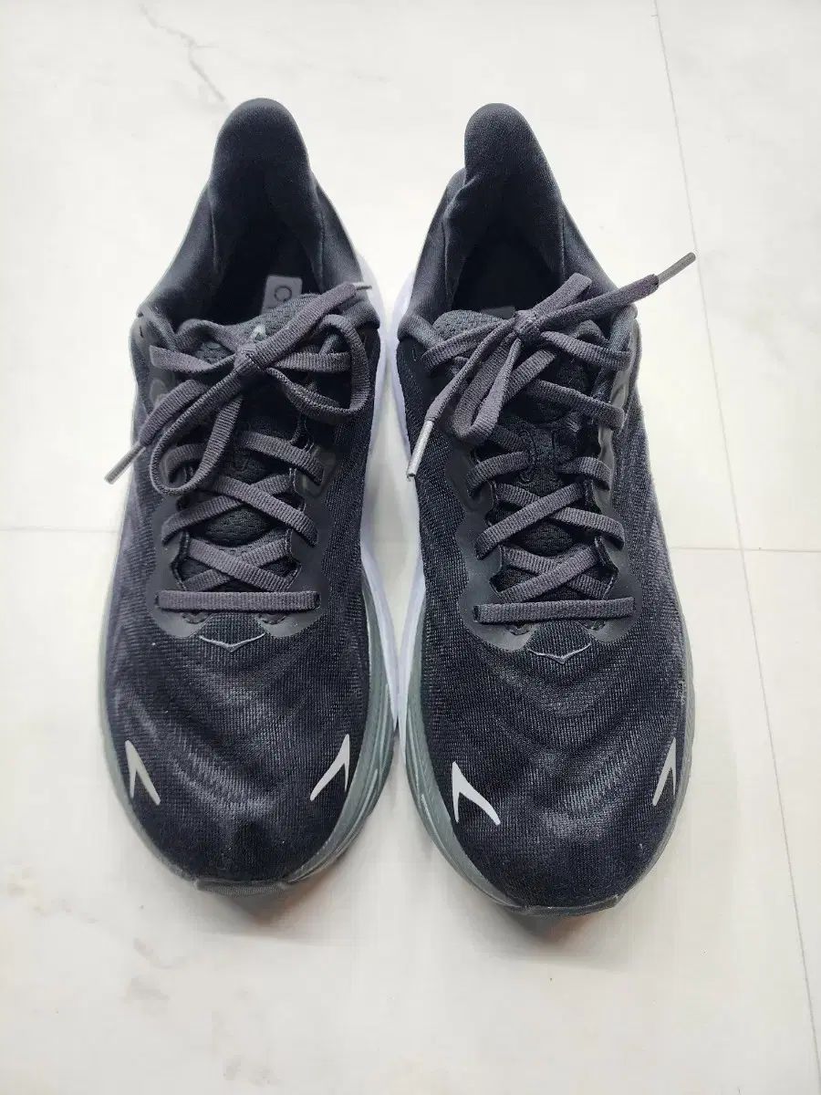 HOKA ONE ホカオネオネ アライ6 ワイド 260 ブラック