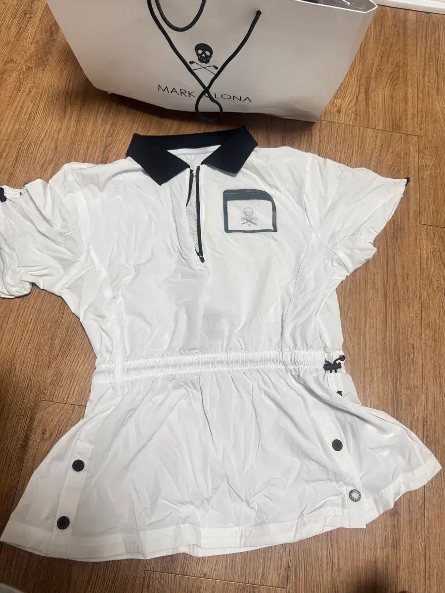 MARK - LONA マークアンドロナ 白 ウィンドブレーカー シャツ S
