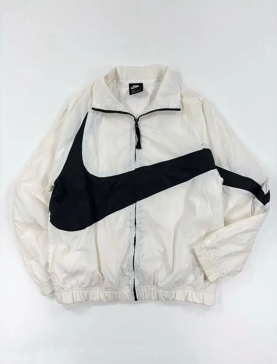 ナイキ ビックスウォッシュ ウィンドブレーカー - メルカリ