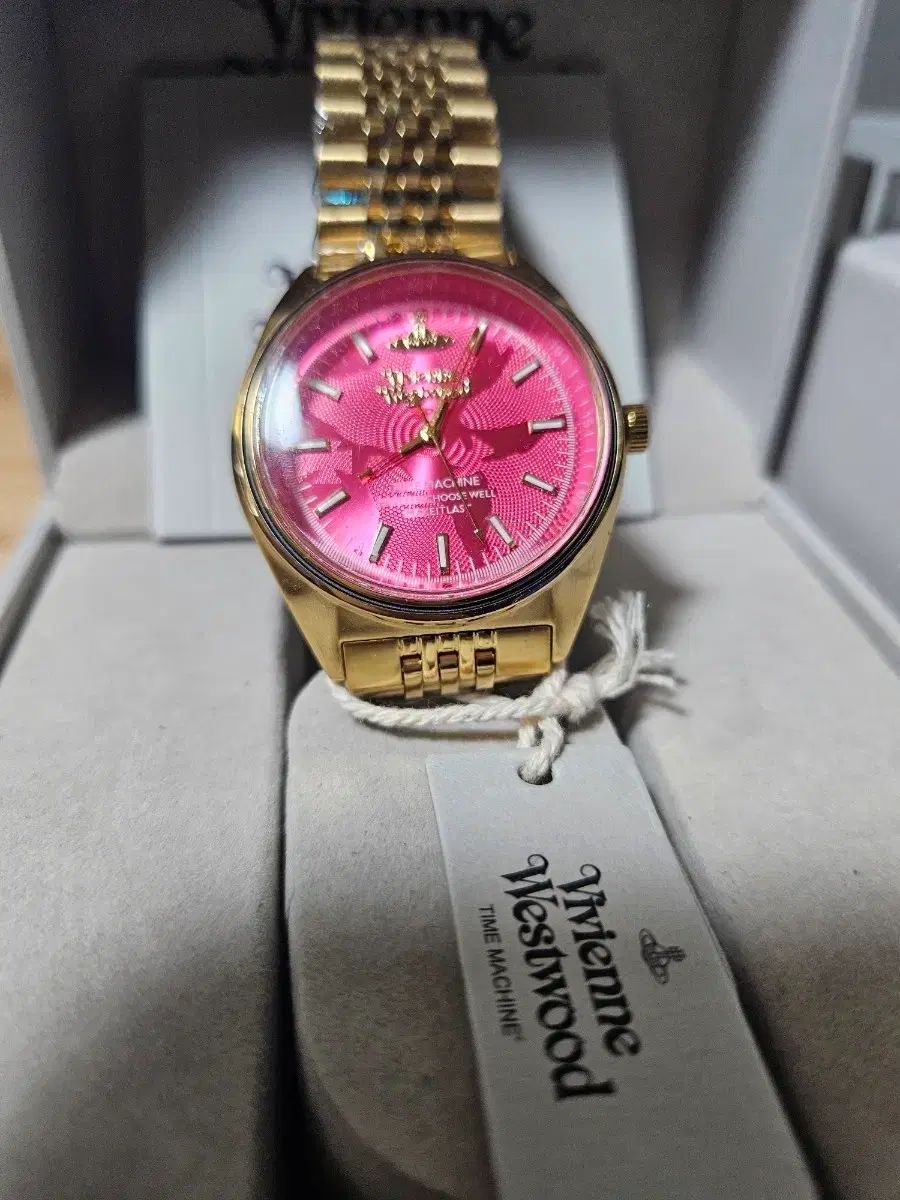 Vivienne Westwood ヴィヴィアン・ウエストウッド GOLD ピンク リスト